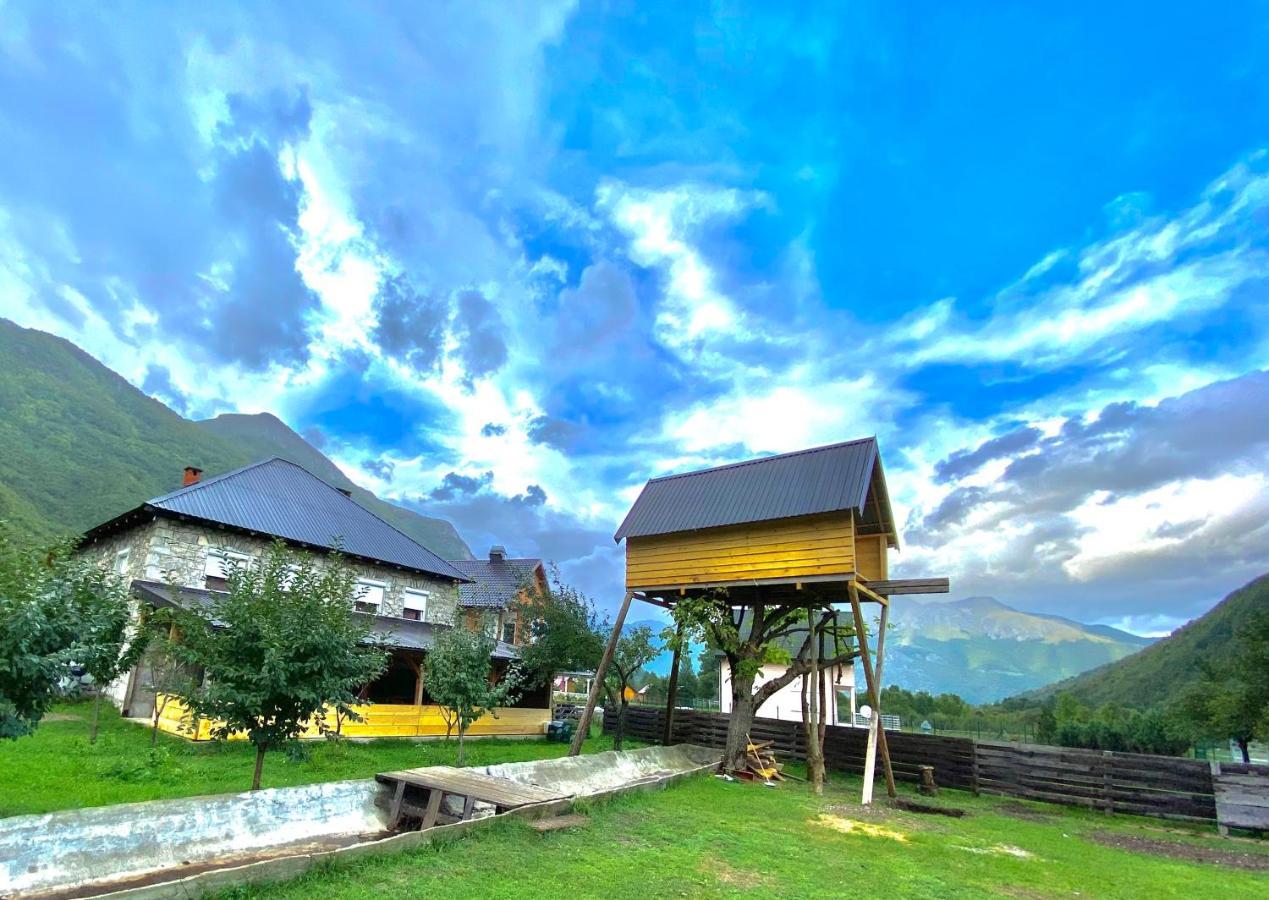 The Blue Eye Bed & Breakfast Vuthaj Exterior foto