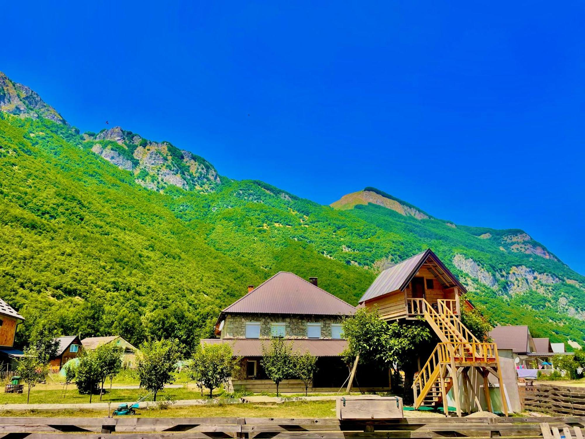 The Blue Eye Bed & Breakfast Vuthaj Exterior foto
