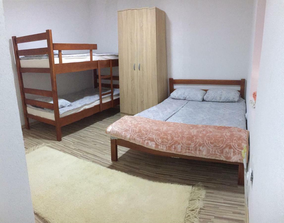 The Blue Eye Bed & Breakfast Vuthaj Exterior foto